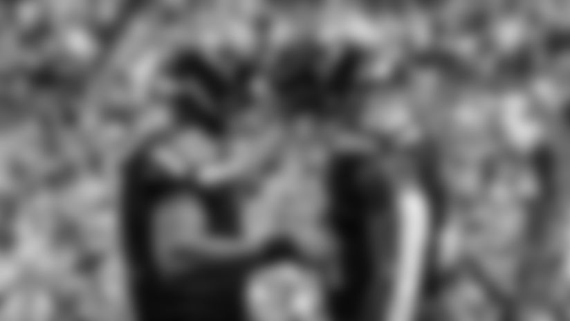 As DK Metcalf detailed Wednesday, the chemistry between him and Geno Smith, built over several seasons together, is showing up for Seattle’s offense this season.