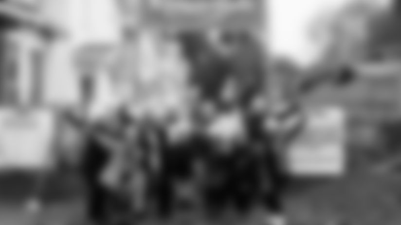 In recognition of Salute to Service Month, the Seahawks and Starbucks joined forces to learn, share, and build together to help provide affordable, stable housing to Veterans in our community. Through Veterans Builds like this, Habitat for Humanity is able to offer unique pathways to home ownership for Veterans through their Affordable Homeownership Program.