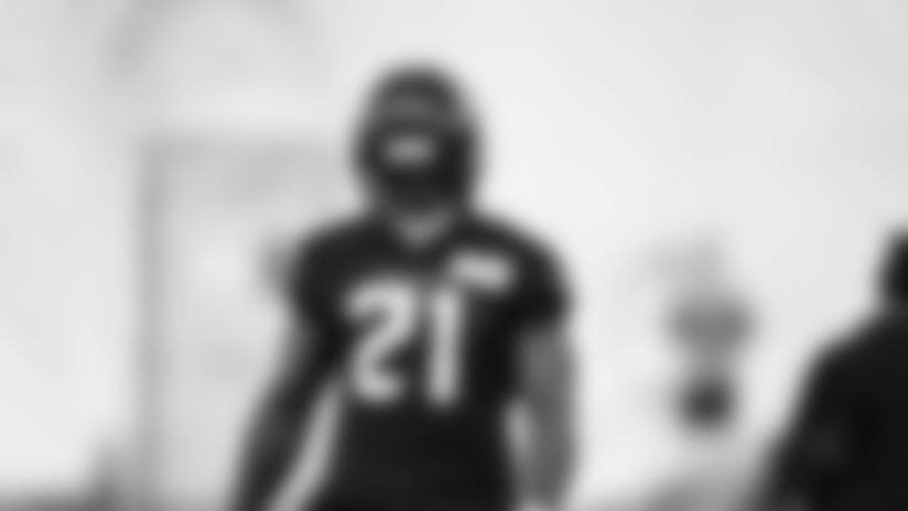 The Houston Texans wrapped up their offseason program Wednesday with a minicamp. New running back Nick Chubb met with the media afterwards, and a special guest was also in the building as well.