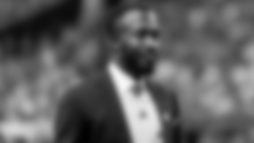 NFL experts weigh in on what they think the Vikings should do in round one of the 2025 NFL Draft.