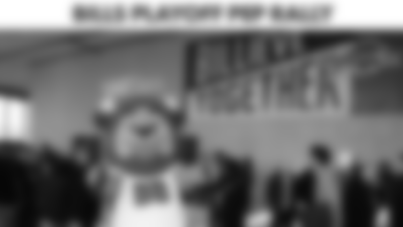 Bills Legend Eric Wood and Billy Buffalo go around Buffalo for the "Billieve Together" Playoff Rally as part of M&T Bank's "Football Brings Us Together" campaign – a community-focused initiative launched by M&T to celebrate Buffalo's values and passions that bring Bills fans together. The campaign also promotes Bills players' unique bond with their fans – which grows year after year. Last year, M&T proudly celebrated 40 years of partnership with the Bills and marked its role as a founding sponsor of the new Highmark Stadium.