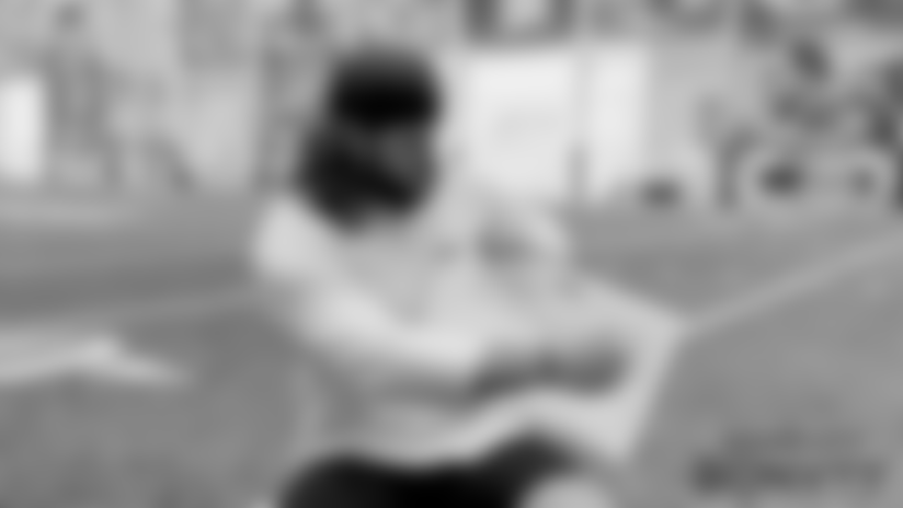 Check-in with Jets OL Joe Tippmann as he answers some of the internet's most popular questions about him.