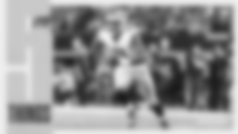 Three-time All-Pro shares unique distinction with Reggie White