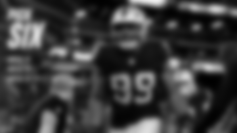 Kenny Pickett and Thomas Booker IV are among players facing their former team in Week 15 with frigid temperatures expected in Philadelphia.