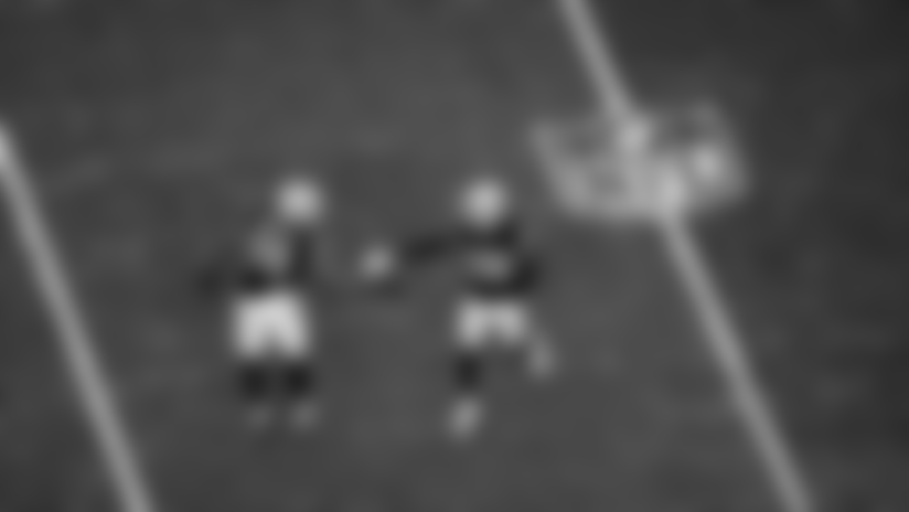 Con Geno Smith fuera y varias lesiones importantes, los Raiders buscan respuestas ante un rival que también atraviesa un mal momento en Filadelfia.