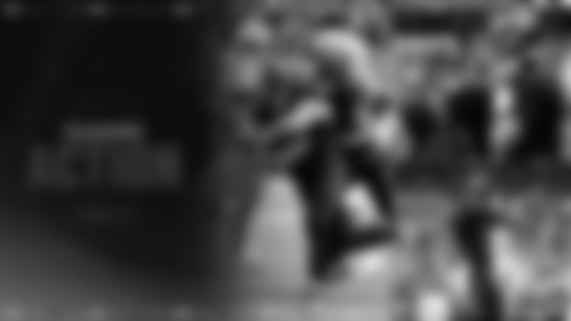 View the best photos from the Week 18 matchup between the Houston Texans and Indianapolis Colts.