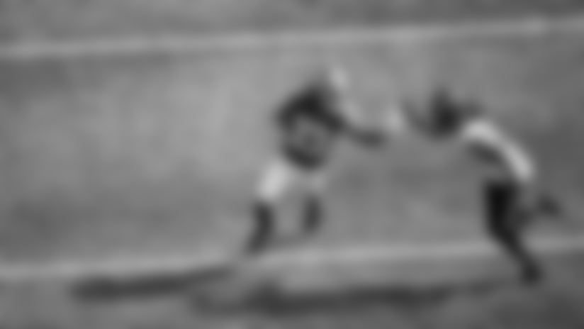 View the best photos of Vikings running backs Aaron Jones, Sr., Cam Akers, Ty Chandler, and fullback C.J. Ham during the 2024 season.