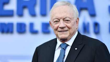 Jerry Jones opens up on battle with cancer