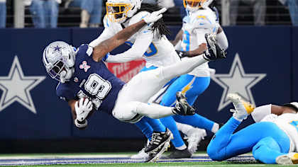 Flournoy gives major update on knee injury, Christmas status