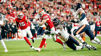 Christian McCaffrey Powers in for 5-Yard TD vs. Bears