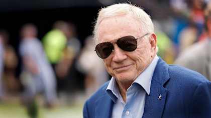11_13_ Jerry Jones