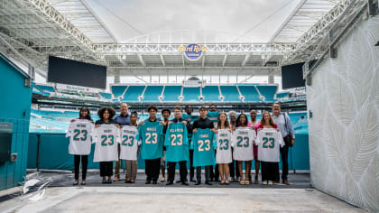 Miami Dolphins Announce the 2023 Inspire Change Changemaker Award Recipient  for their Work in Support of Social Justice