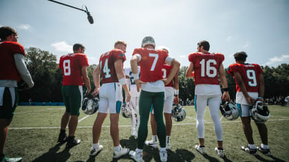 Aaron Rodgers, Andy Dalton, Tim Boyle, Jake Luton, Bryce Young 2023 Joint Practice Jets