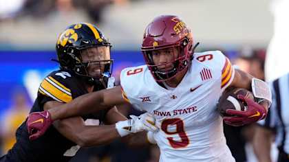 Iowa State wide receiver Jayden Higgins (9).