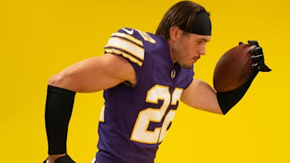 Harrison Smith wearing the Classic jersey