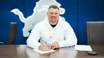 Detroit Lions sign unrestricted free agent G Kevin Zeitler