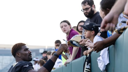 Juwan Johnson’s Comeback: Saints’ Star Tight End Returns from Injury, Poised for Breakout Season