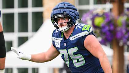 Rookie Grey Zabel Is a 'Steadying Force' On Seattle's O-Line