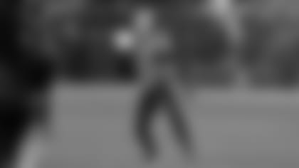 girls-flag-halftime-1