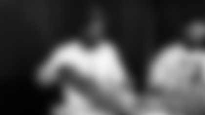 Leo 12.12.25 _0006__JF18844.jpg