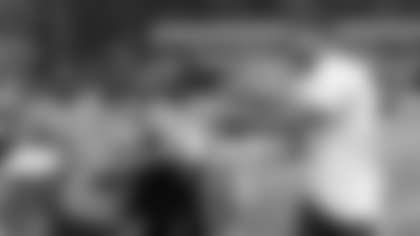 DJ WPMOY _0000_CY120607.JPG