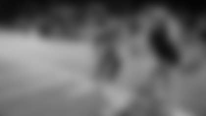 Centerpiece With Logos-Kevin Meyers MacBook Pro_0029__MJ27886.jpg