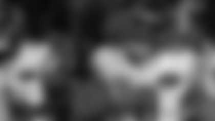 Bears safety Kevin Byard III makes a great play to pick off Eagles quarterback Jalen Hurts and record his NFL-leading sixth interception of the season.