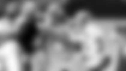 Cincinnati Bengals tight end Reggie Kelly (82) and center Rich Braham (74) are seen in action during an NFL game against the Oakland Raiders Sept. 14, 2003, in Oakland, Calif. The Raiders defeated the Bengals 23–20.  (Kevin Terrell via AP)