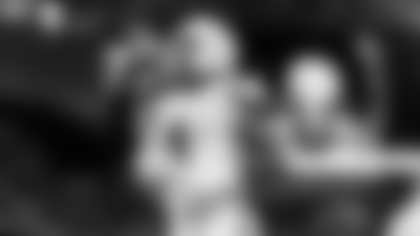 Miami defensive lineman Rueben Bain Jr. (4) warms up before the College Football Playoff national championship against Indiana, Monday, Jan. 19, 2026, in Miami Gardens, Fla. (Ryan Kang via AP)