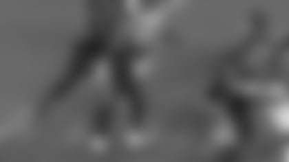 Ball slips from Lamar Jackson's hand for costly turnover