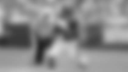 Cincinnati Bengals running back Giovani Bernard (25) runs with the ball during the NFL week 4 football game against the Cleveland Browns on Sunday, Sept. 29, 2013, at FirstEnergy Stadium in Cleveland, Ohio. The Browns won the game 17-6. (AP Photo/Joe Robbins)