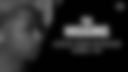 TeeHigginsLRThumb122125