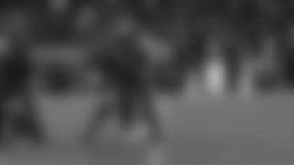 Can't-Miss Play: Cedric Johnson unbelievably recover Lamar Jackson's fumble in the air