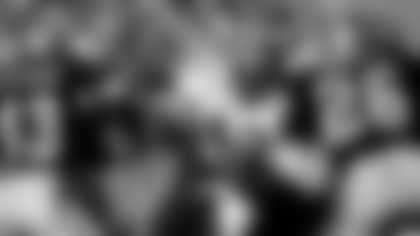 Cincinnati Bengals running back Boobie Clark (42) runs upfield during a 1975 AFC Divisional NFL playoff game against the Oakland Raiders on December 28, 1975. The Raiders defeated the Bengals 31-28. (Peter Read Miller via AP)