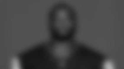25_WEB_HEADSHOT_LUCAS