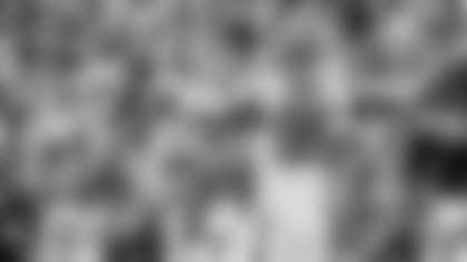 Defensive end Myles Garrett (95) during a NFL football game between the Cleveland Browns and New England Patriots on October 26, 2025 at Gillette Stadium. The Browns lost 13-32.