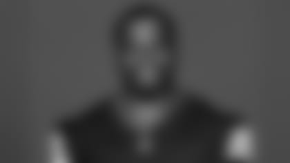 25_WEB_HEADSHOT_CARTER