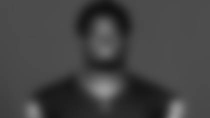 25_WEB_HEADSHOT_TINSELY