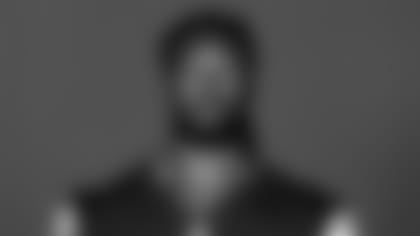 25_WEB_HEADSHOT_JAMES_LAMAREON