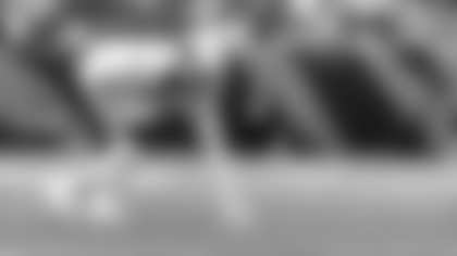 Arizona Cardinals linebacker Josh Sweat (10) during the Week 17 regular season game between the Arizona Cardinals and the Cincinnati Bengals on Sunday, Dec. 28, 2025 in Cincinnati, OH.