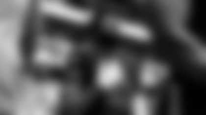 Arizona Cardinals linebacker Josh Sweat (10) during the Week 11 regular season game between the Arizona Cardinals and the San Francisco 49ers on Sunday, Nov. 16, 2025 at State Farm Stadium.