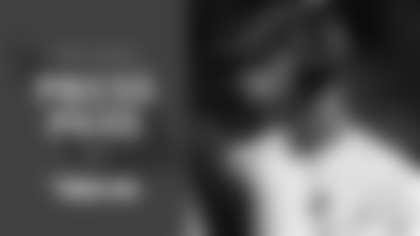 Jonathan Gannon speaks with the media following the loss to the Seahawks in Week 10.