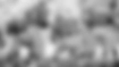 The San Diego Chargers play the Denver Broncos on Sunday, December 22, 1963 at Balboa Stadium in San Diego, California. 
[FINAL SCORE: SD 58 - DEN 20]