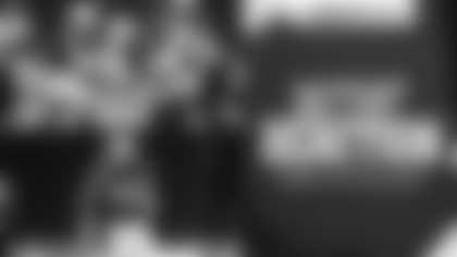 Casey Vallier is joined by JJ Stankevitz, live from Berlin, to break down the Colts' stunning overtime winner against the Atlanta Falcons at Olympic Stadium. They discuss Jonathan Taylor's incredible day, with three rushing touchdowns and over 200 rushing yards, and how much his presence means to the Colts (2:17). They also get into Tyler Warren's strong performance (6:07), how the defense was able to step up and stop Michael Penix Jr. and the Falcons in the biggest moments (8:10) and Sauce Gardner's Colts debut (10:26) before closing out by shouting out special teams for their big day (12:37).