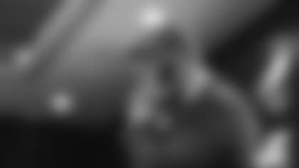 DAY%202%20PHONE%20CALL%20SQUARE%20v2.mp4