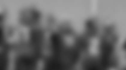 New York Giants offensive line coach Bobby Johnson during minicamp at the Quest Diagnostics Training Center on Thursday April 21,2022 in East Rutherford, NJ (Evan Pinkus via AP)