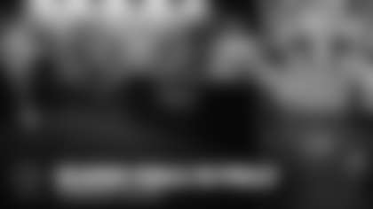 A London Fletcher NEW YEAR 🎉 + Highlights + Philly Preview | Command Center | Washington Commanders

The views and opinions expressed by our analysts and/or hosts are their own and do not necessarily reflect the views or positions of the Washington Commanders or any of their representatives.