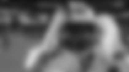 Mariota's fourth-down TD pass to McLaurin makes it a 27-26 game in OT