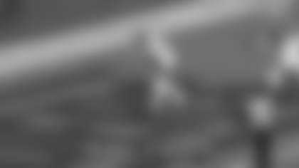 Can't-Miss Play: Mariota's 38-yard dime to Deebo gets D.C. to doorstep of goal line in OT