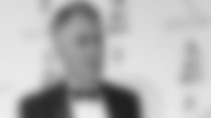 Mick-Shots--Danny-knows-what-QBs-go-through-hero